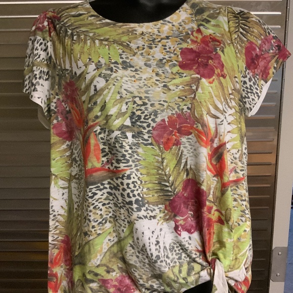 Terra & Sky top - Picture 1 of 6